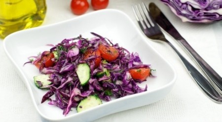 Салат из фиолетовой капусты 