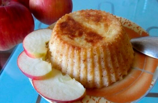 Яблочный пудинг для детей