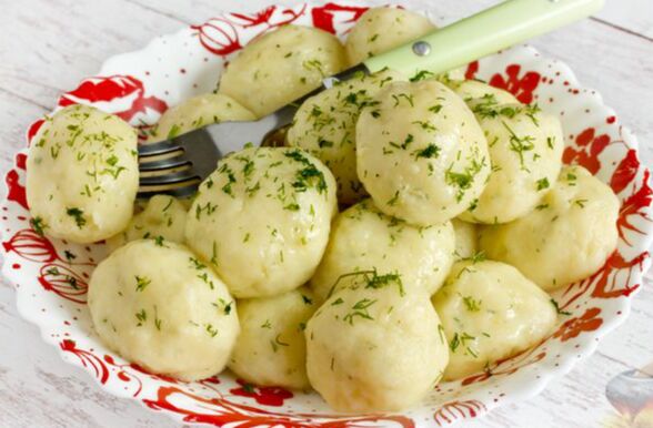 Картофельные клёцки с зеленью (без муки)